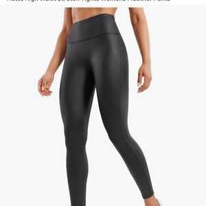 CRZ YOGA high shine leggings small